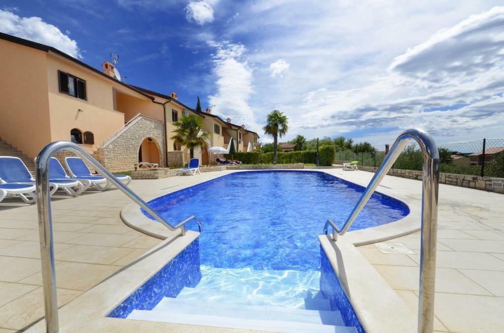 Holiday Home Marina กาชเตลีร์ ภายนอก รูปภาพ