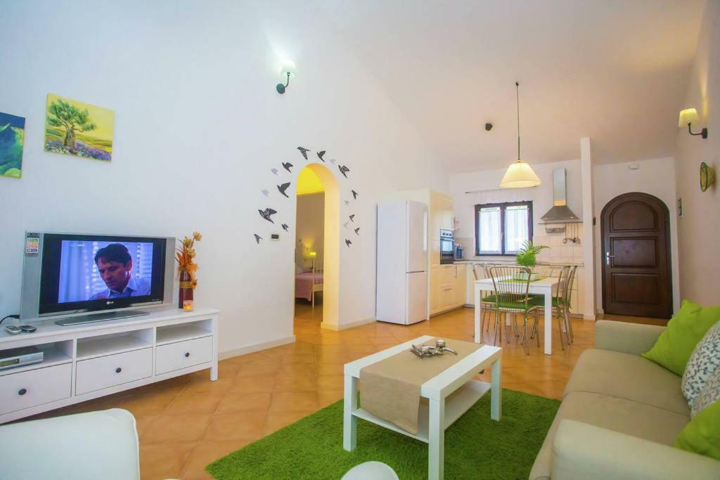 Holiday Home Marina กาชเตลีร์ ภายนอก รูปภาพ