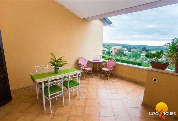 Holiday Home Marina กาชเตลีร์ ภายนอก รูปภาพ
